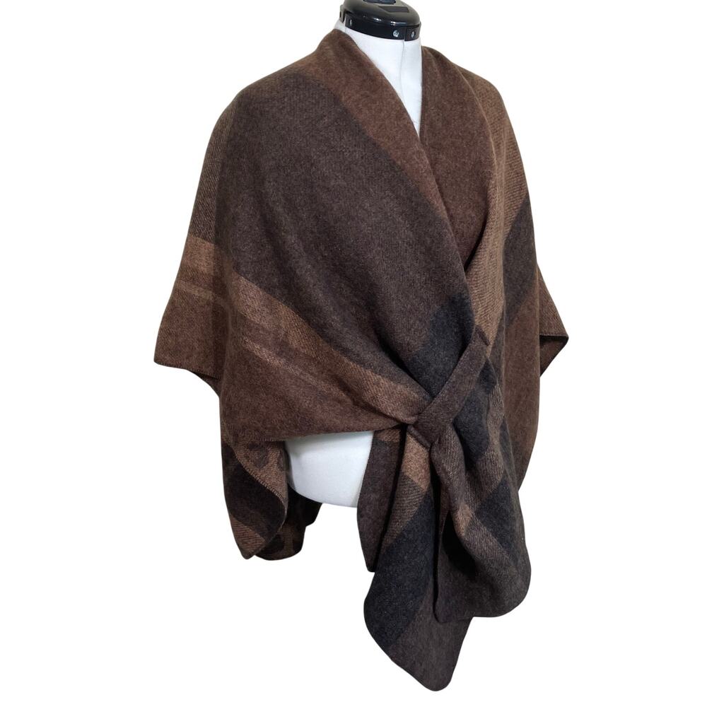 Woolrich Women's Reversible Wrap Shawl Brown Plaid & Animal Print Soft Cozy - Picture 6 of 15
